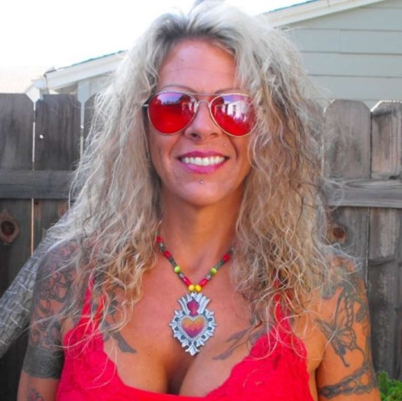 Meet your Posher, Mary - Picture 1 of 1